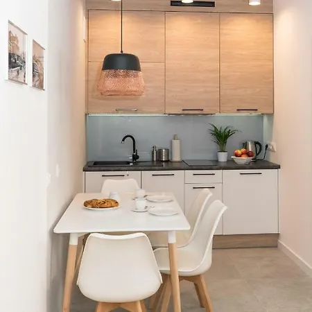 Old Town Grand Theatre 2 *